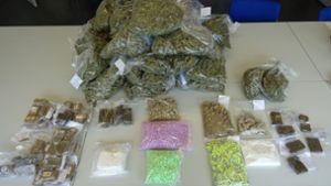 Bei den Ermittlungen stieß die Polizei auf große Mengen Drogen. Foto: Polizeipräsidium Heilbronn
