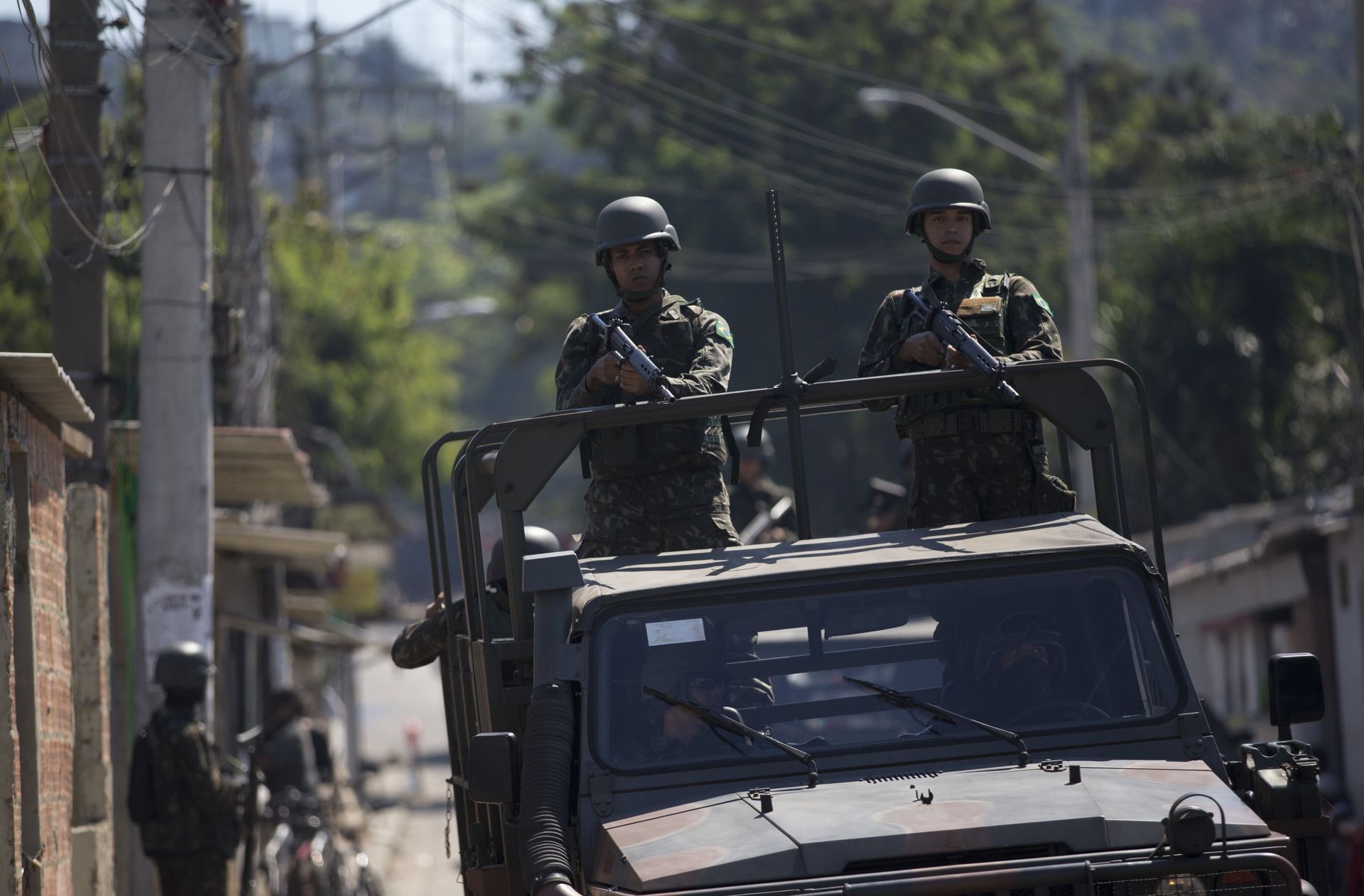 Brasilien: Mehrere Tote bei Feuergefechten mit Militär in Rio