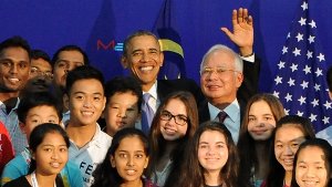 US-Präsident Barack Obama hat bei seinem Besuch in Malaysia Ministerpräsident Najib Razak zu weiteren Reformen bei Menschenrechten, Presse- und Bürgerfreiheit aufgerufen.  Foto: INFORMATION DEPARTMENT POOL