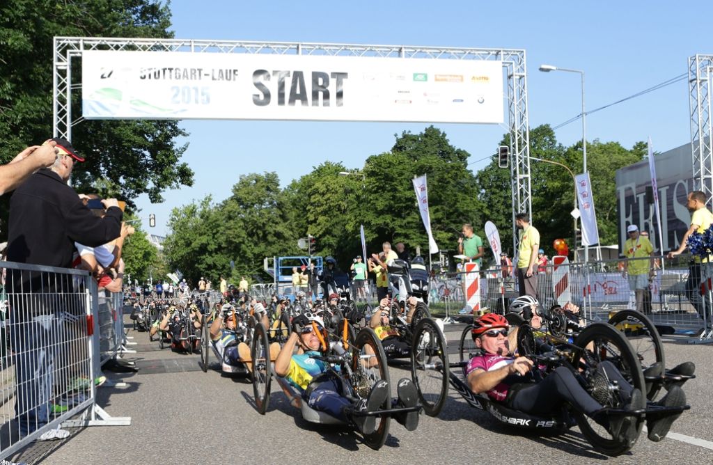 Ob zu Fuß oder auf Rollen – beim Stuttgart-Lauf gehen am Wochenende wieder mehr als 16000 Läufer, Skater und Rollstuhlfahrer auf verschiedenen Distanzen auf den Asphalt rund um die Mercedes-Benz-Arena an den Start.