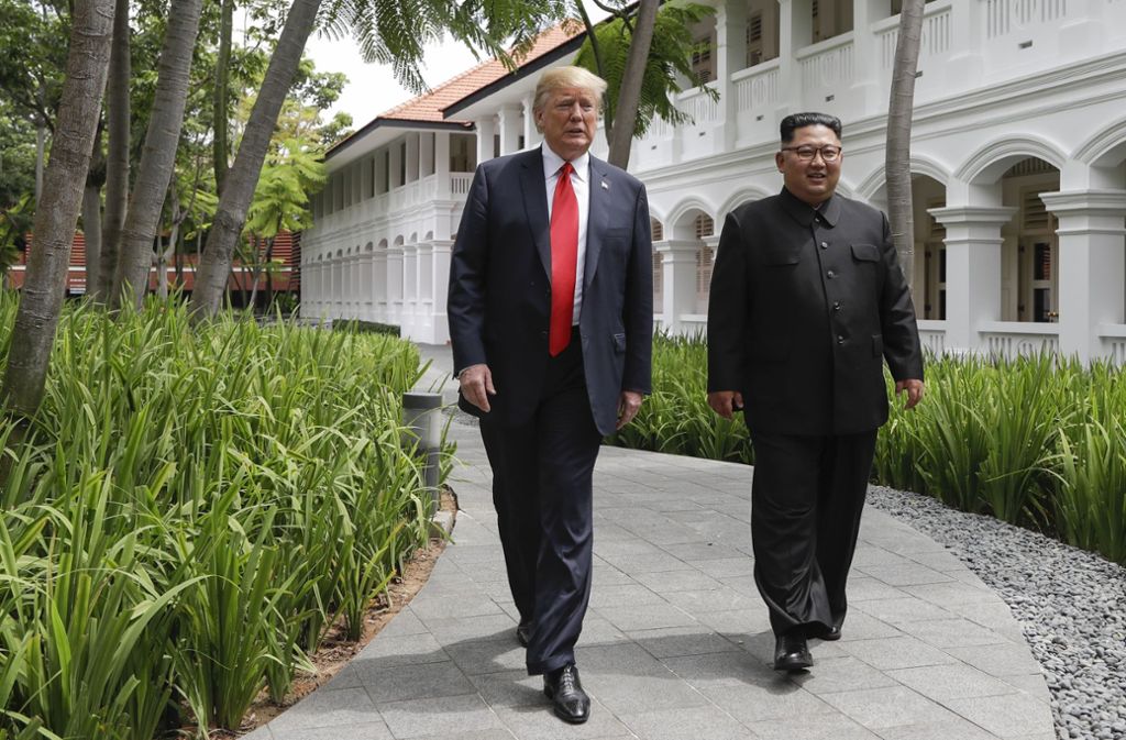 Trump (links) und Kim Jong Un spazierten nach dem Lunch im Capella Resort auf der Insel Sentosa.