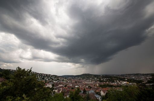 Gewitterfronten über dem Stuttgarter Kessel sind jetzt wieder möglich Foto: dpa