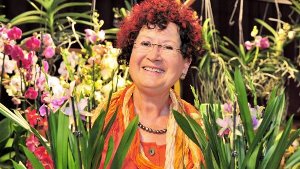 Gerlinde Kretschmann tauft eine Orchidee auf ihren Namen