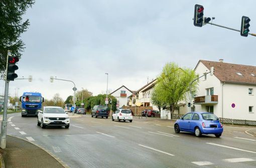 Die Stadt wollte eine Reduzierung auf Tempo 40 in der Siemensstraße bei der  Dornierstraße. Das RP bat,  dies zu überdenken. Foto: /Simon Granville