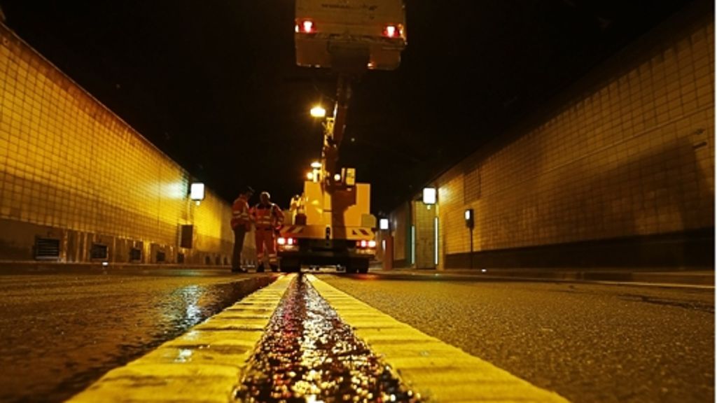 Umbauten im Wagenburgtunnel: Mehr Sicherheit in der Tunnelröhre  wird teuer