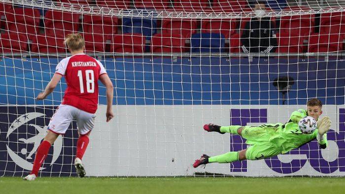 Mannschaft von Stefan Kuntz gewinnt Elfmeter-Krimi gegen  Dänemark