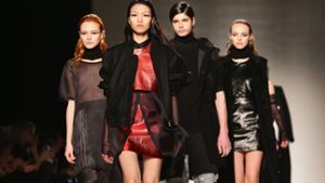 Bei Alta Roma haben Models vom 25. bis zum 27. Januar  auf der Fashion Week in Rom die Trends für Frühjahr/Sommer 2014 gezeigt. Foto: Getty Images Europe
