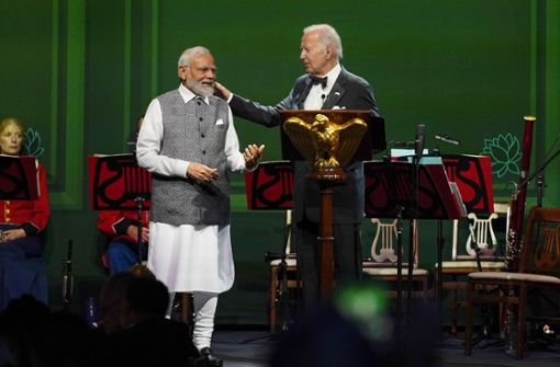 Biden (re.) empfängt den indischen Premier Modi wie einen alten Freund. Foto: dpa/Susan Walsh