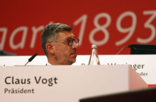 Der Präsident Claus Vogt muss sich beim VfB Stuttgart mit Rechtsgutachten auseinandersetzen. Foto: Baumann/Hansjürgen Britsch