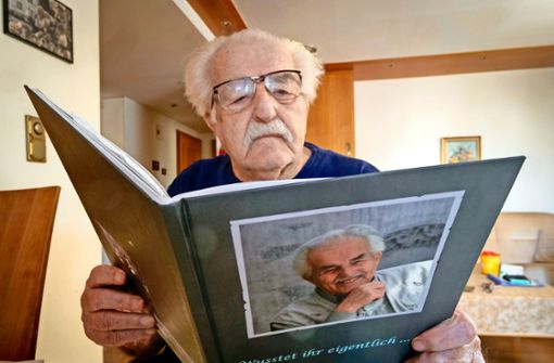 Hat mit Hilfe seines Sohnes seine Memoiren verfasst: Paul Nimrod, 94 Jahre alt, hatte ein bewegtes Leben. Foto: Simon Granville(1) / privat(3)