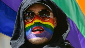 Lateinamerika protestiert in Regenbogenfarben