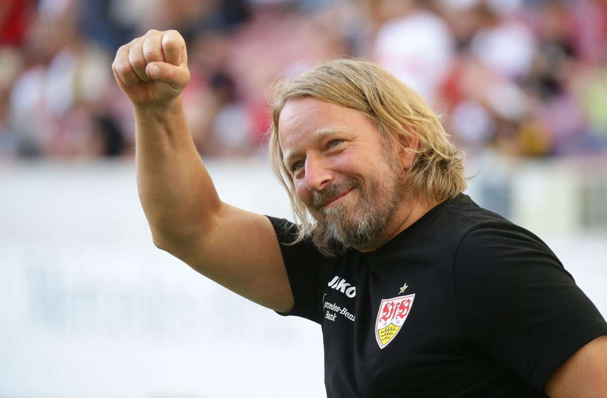 VfB-Spordirektor Sven Mislintat sucht auf den letzten Drücker  einen Stürmer. In unserer Bildergalerie sehen die Last-Minute-Transfers der vergangenen 15 Jahre.