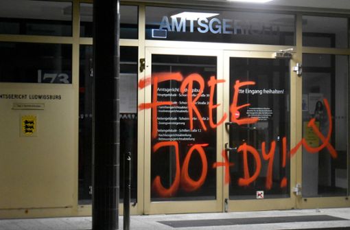 Schmiererei am Ludwigsburger Amtsgericht von Anfang dieser Woche. Foto: privat/Indymedia