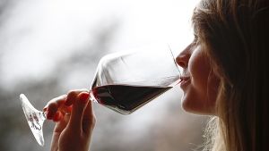 Der Weinjahrgang 2015 verspricht ein besonders guter zu werden. Foto: dpa