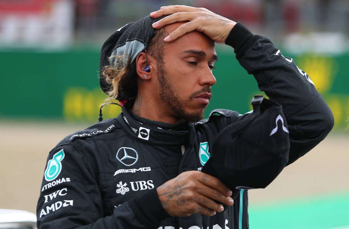 Frust hoch zehn: Mercedes-Pilot Lewis Hamilton beklagt sich in Imola, der Silberpfeil sei unfahrbar. Foto: IMAGO/ /Alessio Morgese