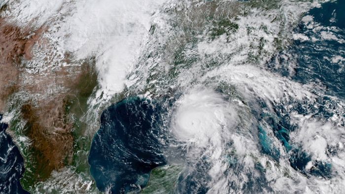 Schwerer Sturm unmittelbar vor Floridas Küste