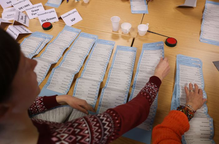 Nach erneuter Wahlpanne in Berlin: Briefwahlstimmzettel nachgezählt – mit zweischneidigem Ergebnis