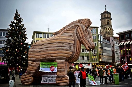 Das trojanische Pferd soll die Wirkung des Freihandelsabkommens mit den USA verdeutlichen Foto: Lichtgut/Max Kovalenko