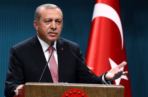 Recep Tayyip Erdogan will ein „kleines Paket“ mit Verfassungsänderungen ins Parlament einbringen. (Archivfoto) Foto:  