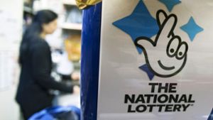 Ein Einzelgewinner hat 130 Millionen Euro im britischen Lotto gewonnen. Foto: EPA