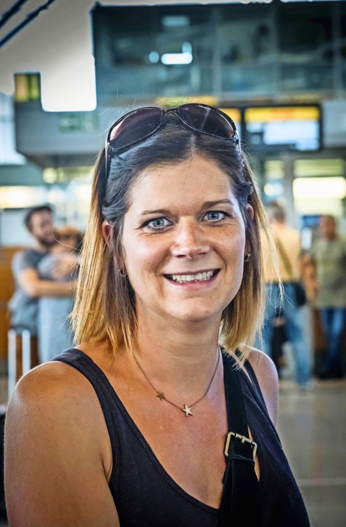 Nicole Miklo (38), medizinische Angestellte aus SingenBei der Planung haben wir ein Reiseziel gewählt, wo keine Unruhen zu erwarten sind. Da sind mein Mann und ich mit Gran Canaria sicher nicht schlecht beraten. Mehr Angst als vor Terror hatte ich vor dem Touristenandrang.sma