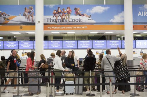 Die Nachricht jagt Schockwellen durch die Tourismusbranche: Europas zweitgrößter Reisekonzern ist zahlungsunfähig – das trifft auch  Urlauber am Londoner Flughafen Gatwick. Foto: dpa