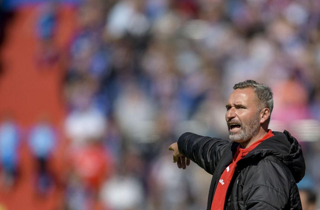 Tim Walter gibt als neuer Cheftrainer beim VfB Stuttgart die Richtung vor.