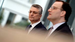 RKI-Präsident  Lothar Wieler (l.) und Bundesgesundheitsminister Jens Spahn. (Archivbild) Foto: dpa/Kay Nietfeld