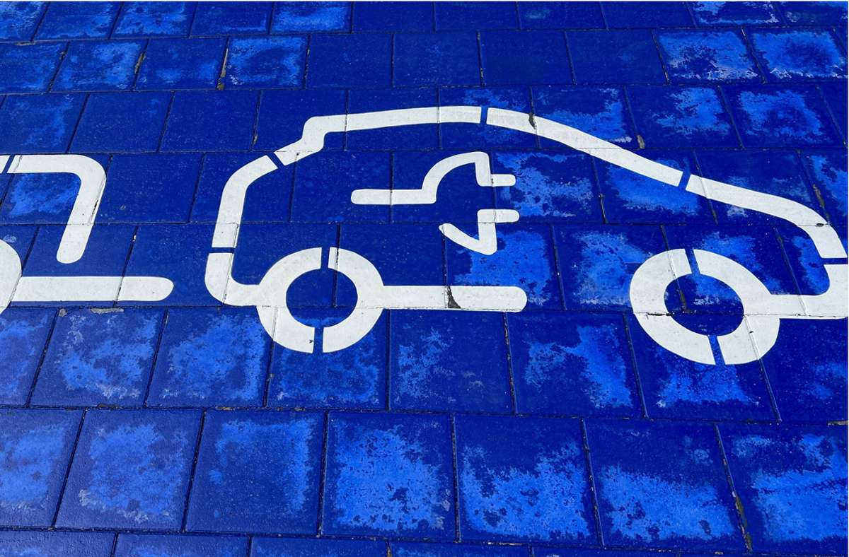 Elektroautos gehört die Zukunft in der EU: Ab 2035 dürfen nur noch emissionsfreie Autos zugelassen werden. Foto: dpa/Christoph Dernbach