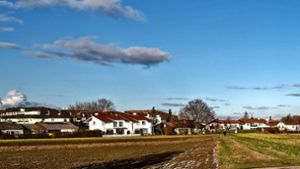 Aus landwirtschaftlich genutzter Fläche wird Wohnraum: Das Neubaugebiet „Südlich Werre“ im Süden Münchingens. Mehr Bauprojekte sehen Sie in der Bildergalerie. Klicken Sie sich durch. Foto: factum/Weise