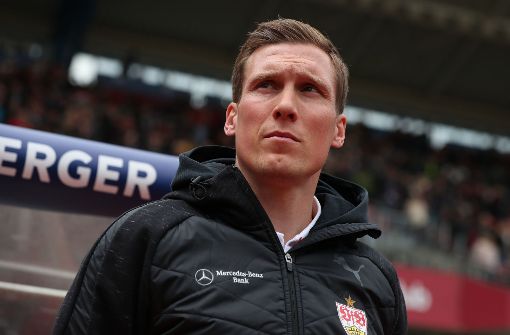 VfB-Coach Hannes Wolf hat sich am Freitag den Fragen der Medienvertreter zum bevorstehenden Spiel gegen Erzgebirge Aue gestellt. (Archivbild) Foto: dpa