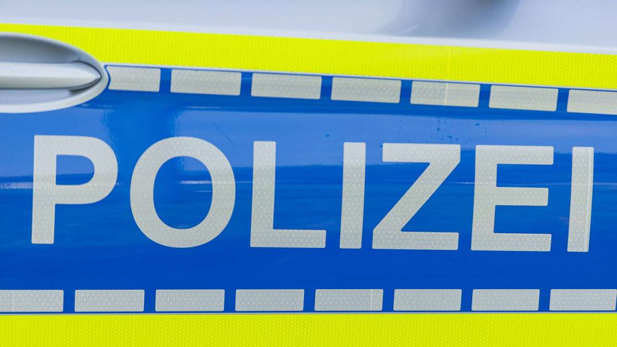 Stuttgart: Exhibitionist belästigt 48-jährige Frau –  Polizei sucht Zeugen