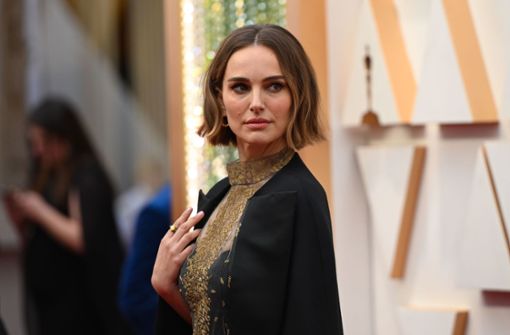 Natalie Portman sah bei den Oscars nicht nur gut aus – ihr Kleid sendete eine Botschaft. Foto: AFP/ROBYN BECK
