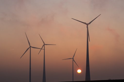Windkraftgegner hoffen auf das Aus für die Anlagen auf den Höhen bei Sulzbach. Foto: dpa-Zentralbild