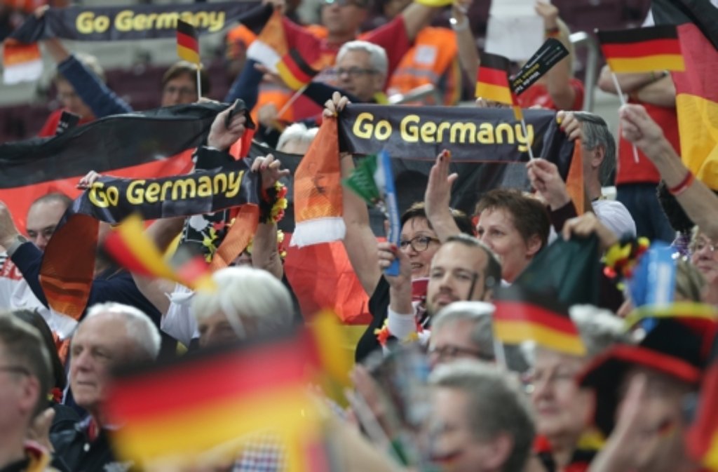 Die deutschen Handballer haben auch ihr zweites Gruppenspiel bei der Weltmeisterschaft in Katar gegen Russland gewonnen.