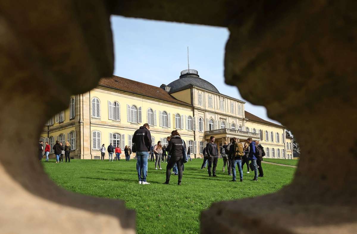 Diese Erstsemester haben ihr Studium an der Uni Hohenheim noch vor sich. Foto: Lichtgut/Max Kovalenko