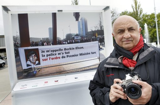 Auf dem Werk des kurdisch-armenischen Fotografen Demir Sönmez wird Erdogan für den Tod eines Jungen bei Protesten 2013 in Istanbul mitverantwortlich gemacht – der türkische Präsident forderte, dass es entfernt wird. Foto: dpa