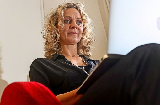 Sigrun Schmiedl-Hellwig kann jeden Hilfesuchenden  in Deutschland  beraten. Dazu braucht sie nur ihren Laptop. Foto: factum/Granville