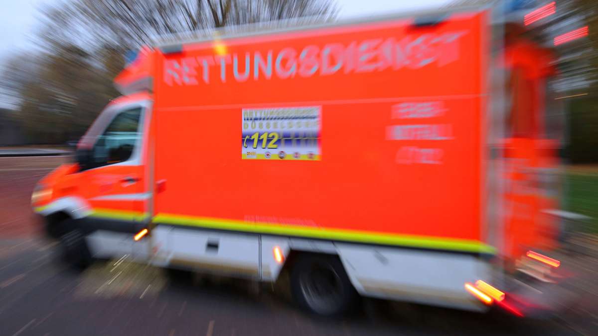Unfall in Stuttgart-Plieningen: Schwerverletzte nach missglücktem Überholmanöver