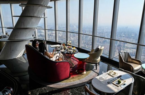 Das Hotel besticht mit einer tollen Aussicht über Shanghai. Foto: AFP/HECTOR RETAMAL