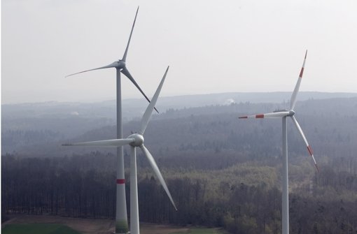 Grün-Rot möchte den Anteil der Windkraft an der Energieerzeugung von 0,8 Prozent im vergangenen Jahr auf zehn Prozent im Jahr 2020 steigern. Etwa 1000 zusätzliche Windräder im Land sollen diesen Anteil stemmen. Foto:  
