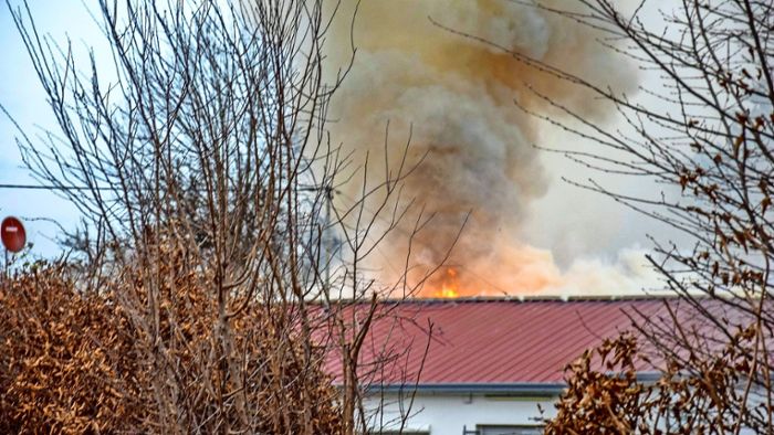 Schützenhaus in Tischardt steht in Flammen