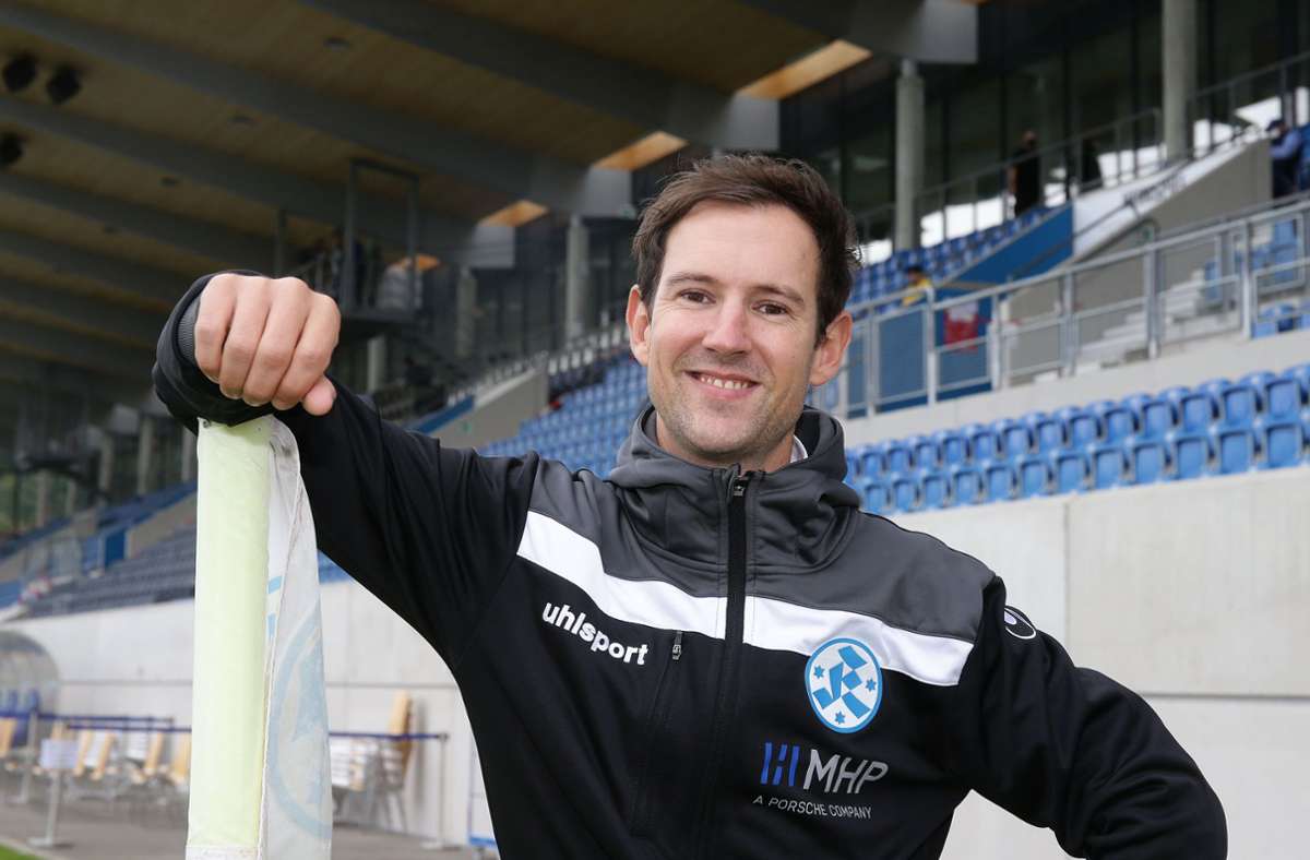 Ist bei den Stuttgarter Kickers richtig gut angekommen: Geschäftsführer Matthias Becher. Foto: Baumann
