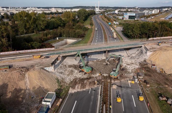 Zwischen Böblingen und Sindelfingen: A 81 wegen Brückenabriss am Wochenende gesperrt