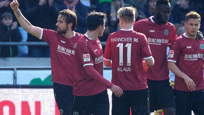 Harnik schießt Hannover 96 näher an den VfB