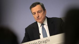 EZB-Präsident Mario Draghi dämmt die Geldflut der Europäischen Zentralbank ein – zumindest vorerst. Foto: AFP