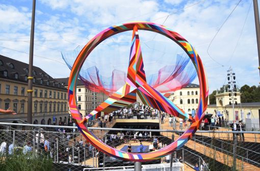 Ein großer Teil der Automesse IAA spielt auf  Schauplätzen in der Münchner Innenstadt. Das Bild zeigt den Stand  von Mercedes-Benz im Jahr 2021. Foto: imago images//B. Lindenthaler