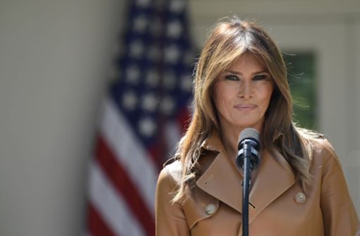 Wurde in der Öffentlichkeit lange nicht mehr gesehen: Nach 24 Tagen ohne offizielle Termine hat die First Lady der Vereinigten Staaten erstmals wieder an einer Veranstaltung im Weißen Haus teilgenommen. Foto: AP