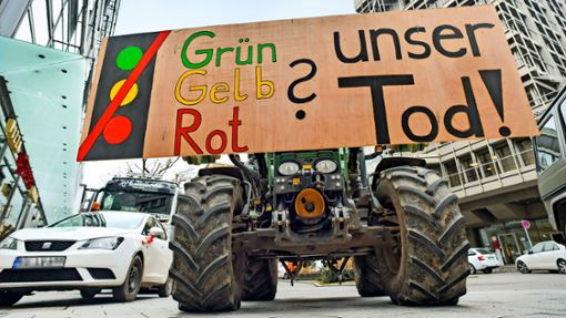 Am Dienstag wird Stuttgart erneut Ziel zahlreicher Traktoren sein. Die Landwirte protestieren weiter gegen die Bundesregierung. Foto: Lg/Max Kovalenko