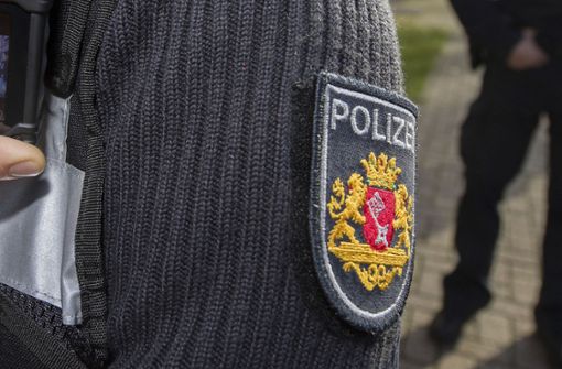 Die Polizei in Bremen nahm den Mann zur Personalienfeststellung mit auf die Wache (Symbolfoto). Foto: dpa